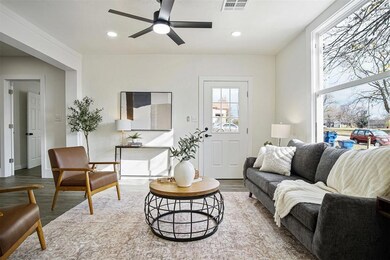 708 E Vilas Ave, Guthrie, OK 73044 - photo 4