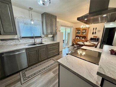 1231 Maleda Dr, Eau Claire, WI 54703 - photo 5