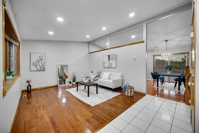 1409 Independence Dr, Hobart, IN 46342 - photo 4