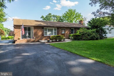 6025 Emerald Ln, Sykesville, MD 21784 - photo 3