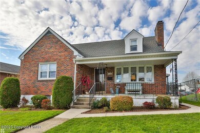 858 N Maxwell St, Allentown, PA 18109 - photo 2