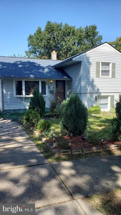 8518 Oglethorpe St, New Carrollton, MD 20784 - photo 2