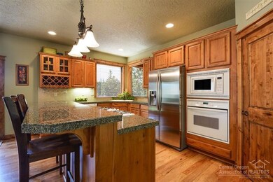 20483 Blue Ridge Ln, Bend, OR 97702 - photo 7