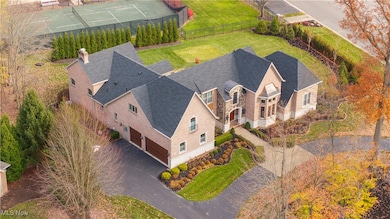 1030 Torrey Pines St NE, Warren, OH 44484 - photo 2