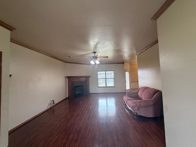 616 Morningside Dr, Yukon, OK 73099 - photo 5