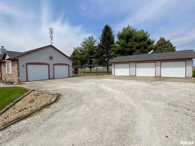 6 Pine Cone Dr, Jacksonville, IL 62650 - photo 3