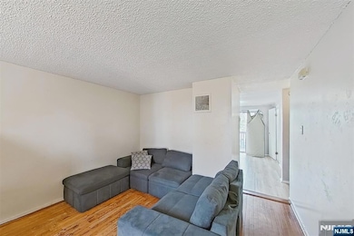 54 Bruen Ave unit C0001, Irvington, NJ 07111 - photo 3