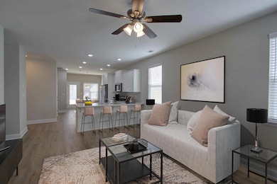 715 Camden Cir unit 715, Augusta, GA 30909 - photo 2