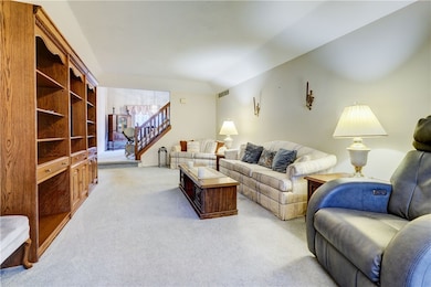 17 Chenin Run, Fairport, NY 14450 - photo 3