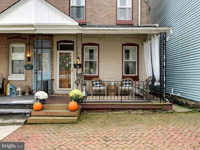 533 Spring Mill Ave, Conshohocken, PA 19428 - photo 4