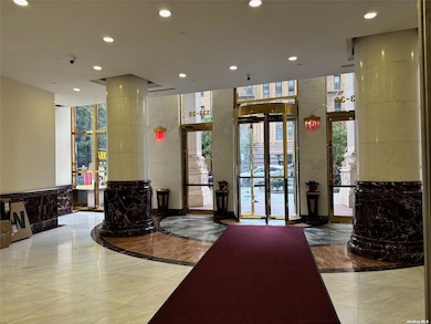 Victoria Tower unit 9C, Flushing, NY 11355 - photo 4