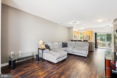 23151 Blackthorn Square, Sterling, VA 20166 - photo 6