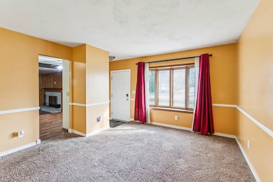 5151 Blossom Dr, Flushing, MI 48433 - photo 5