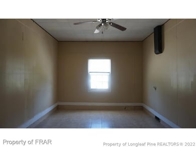 838 Berwick Dr, Fayetteville, NC 28314 - photo 5