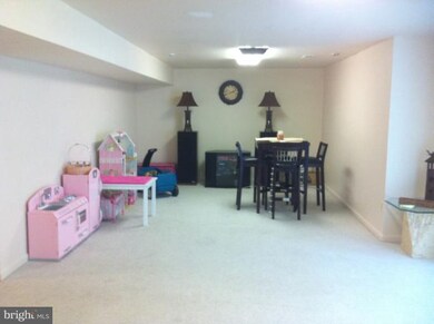 1520 Mckinan Ct, Severn, MD 21144 - photo 4