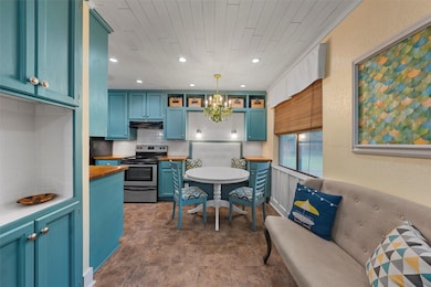 1214 Baylor Ave unit 110, Waco, TX 76706 - photo 5