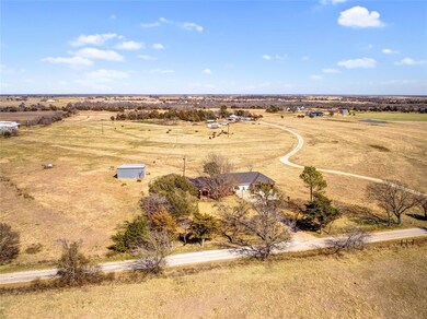 207 Skrivanek Rd, Ennis, TX 75119 - photo 2