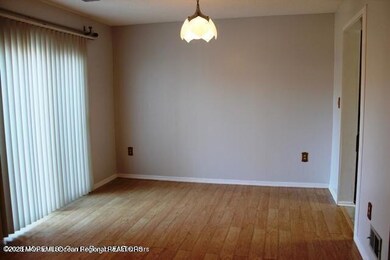 35 Seabreeze Square, Freehold, NJ 07728 - photo 6