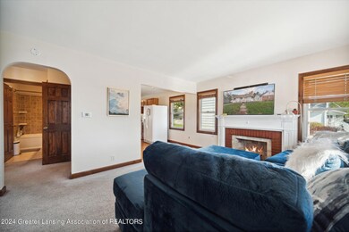 07-725-Merrill-Ave-Lansing-MI-48912-Wind