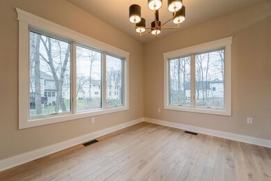 943 Sylvia Ln, Crown Point, IN 46307 - photo 5