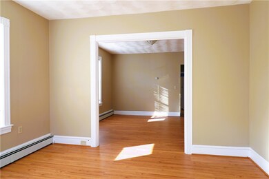 46 Margaret St, Pawtucket, RI 02860 - photo 4