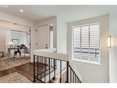 205 Cervantes unit 3, Lake Oswego, OR 97035 - photo 4