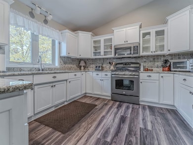 4164 Star Ct, Oshkosh, WI 54904 - photo 7