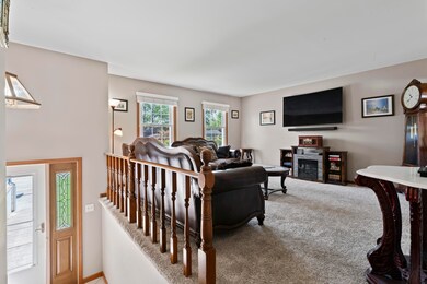 430 N Wright St, Griffith, IN 46319 - photo 3