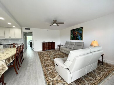 462 Keswick C, Deerfield Beach, FL 33442 - photo 5