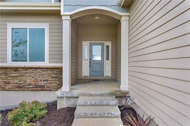 32468 W 168th Ct, Gardner, KS 66030 - photo 3