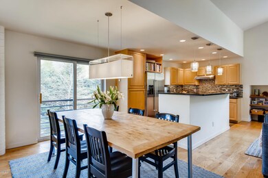 56 Pheasant Court Avon CO-large-006-007-
