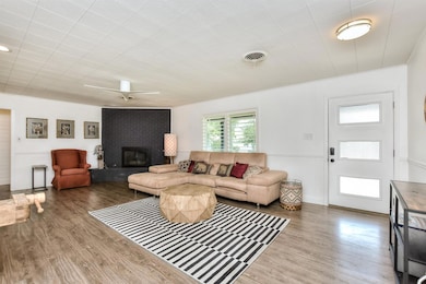 1407 E 19th St, Georgetown, TX 78626 - photo 6