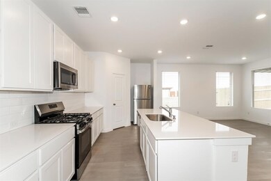 1908 Ponderosa Pine Ln, Oklahoma City, OK 73128 - photo 7