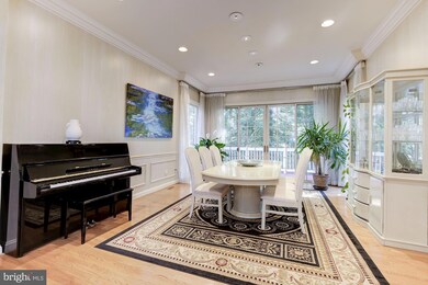 9124 Town Gate Ln, Bethesda, MD 20817 - photo 5