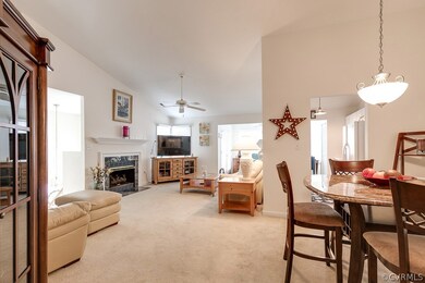 4701 Four Seasons Terrace unit H, Glen Allen, VA 23060 - photo 6