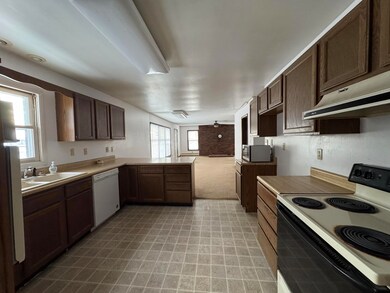 36681 M 40, Paw Paw, MI 49079 - photo 6