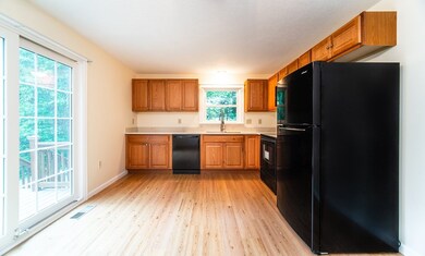 89 Minechoag Heights unit 89, Ludlow, MA 01056 - photo 6