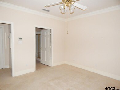 1914 1914 Hollylake Cir, Tyler, TX 75703 - photo 6