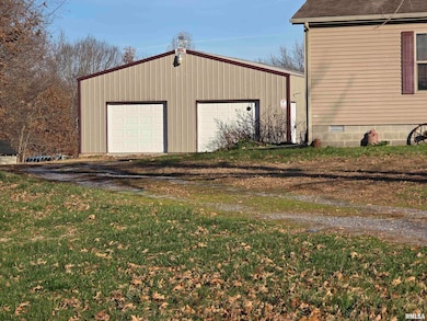 13960 Meridian Rd, Carterville, IL 62918 - photo 4