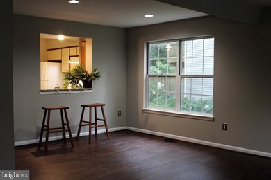 10318 College Square, Columbia, MD 21044 - photo 4