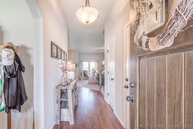 Wood floors & 10' ceilings welcome you inside!