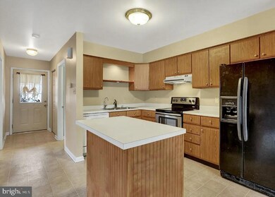 17 Roosevelt St, Enola, PA 17025 - photo 6