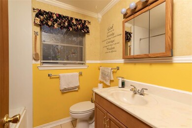 1229 Norwood Dr, Hurst, TX 76053 - photo 7