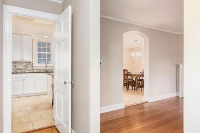View from Foyer into Living Room