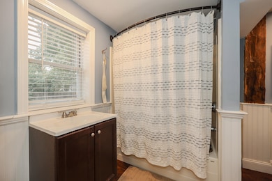 5 Gerry Ave, Newmarket, NH 03857 - photo 7