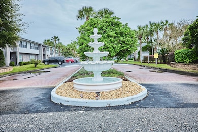 Ponte Vedra Fountains 42