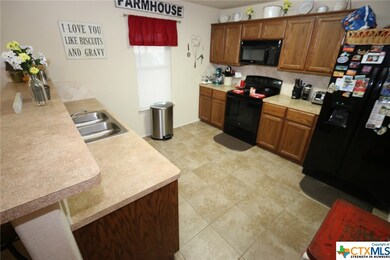 406 Trey, Troy, TX 76579 - photo 5