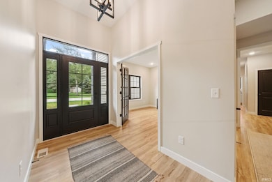 55629 Cardinal Dr, South Bend, IN 46619 - photo 3