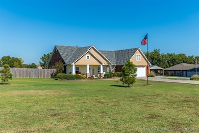 450 Twin Creeks Ln, Pryor, OK 74361 - photo 7