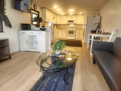 5200 28th St N unit 310, Saint Petersburg, FL 33714 - photo 2